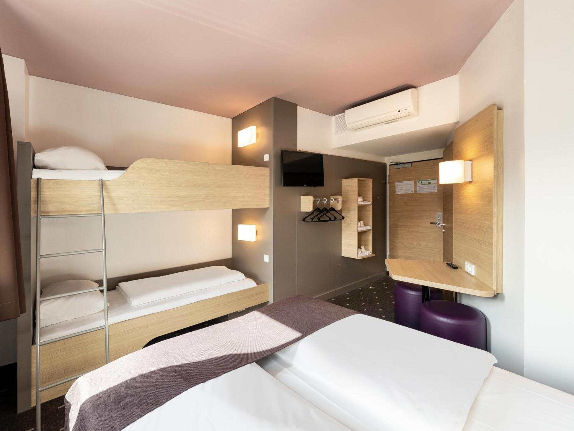 B&B Hotel Duesseldorf-Mitte Екстер'єр фото